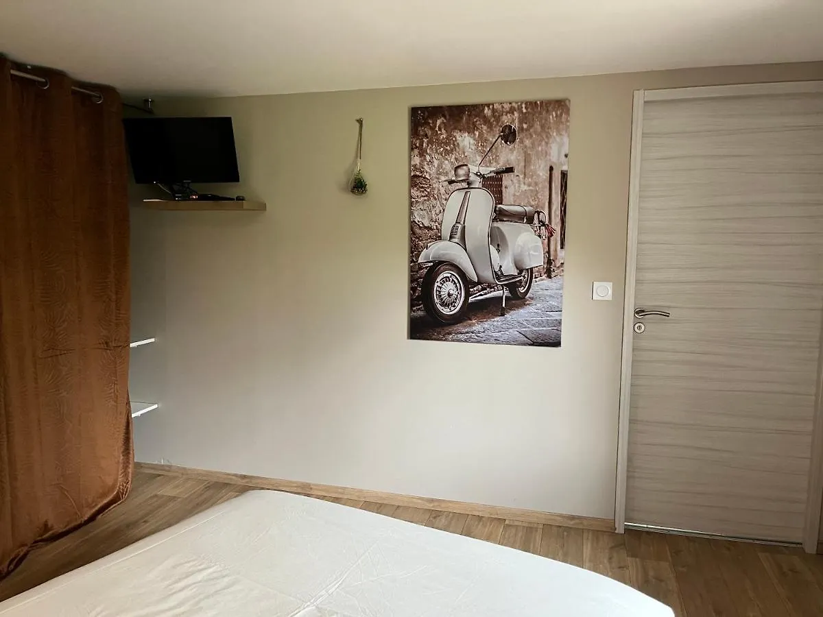 Holiday home Maison De Campagne Moulin-Mage